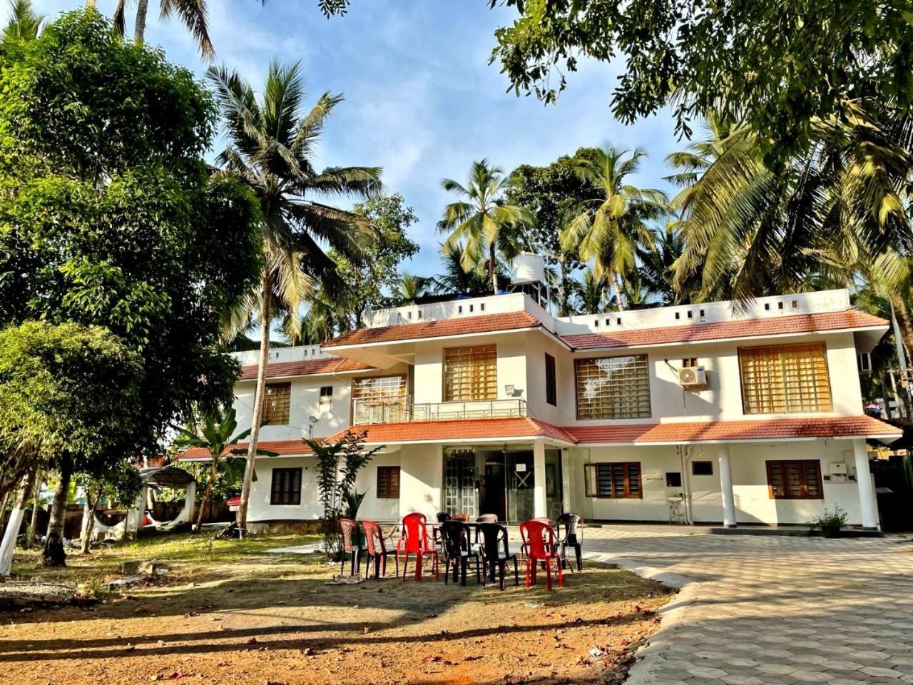 Somatheertham Resort Thiruvananthapuram Dış mekan fotoğraf